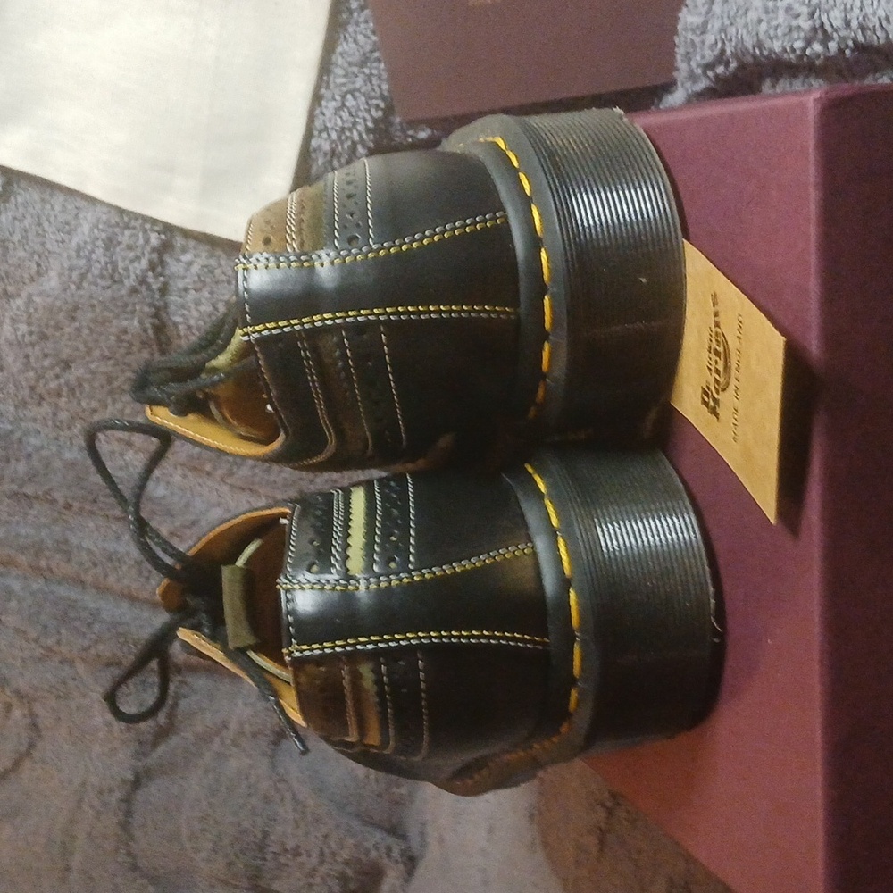 Dr. Martens Men's Two-Tone Dead Stock Wingtips - Picture 5 of 8
